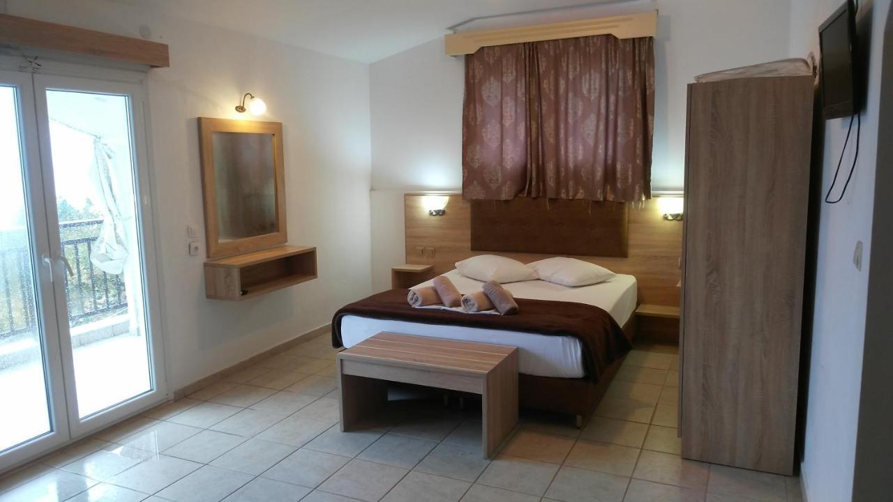 Psarou Apartments Paralia Skotinis Ngoại thất bức ảnh